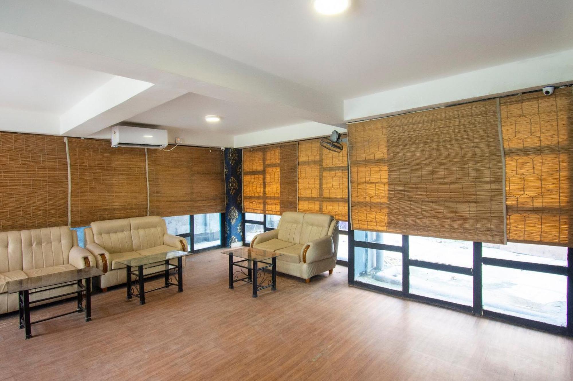 Hotel O Binayak Inn Калькутта Экстерьер фото